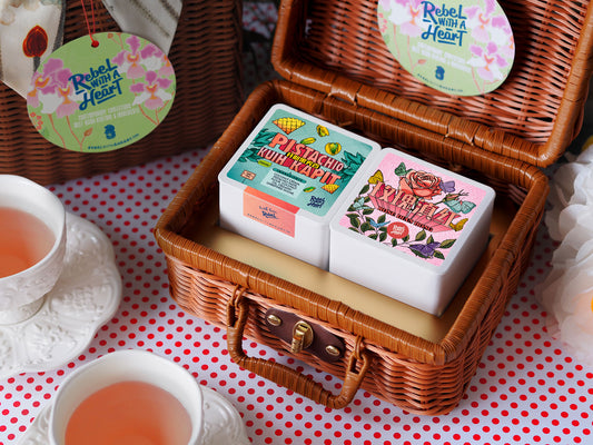 Petite Twin Set: Pistachio Kuih Kapit + Rose Dian Hong