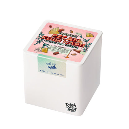 Pecan Kuih Kapit with Soy Sauce