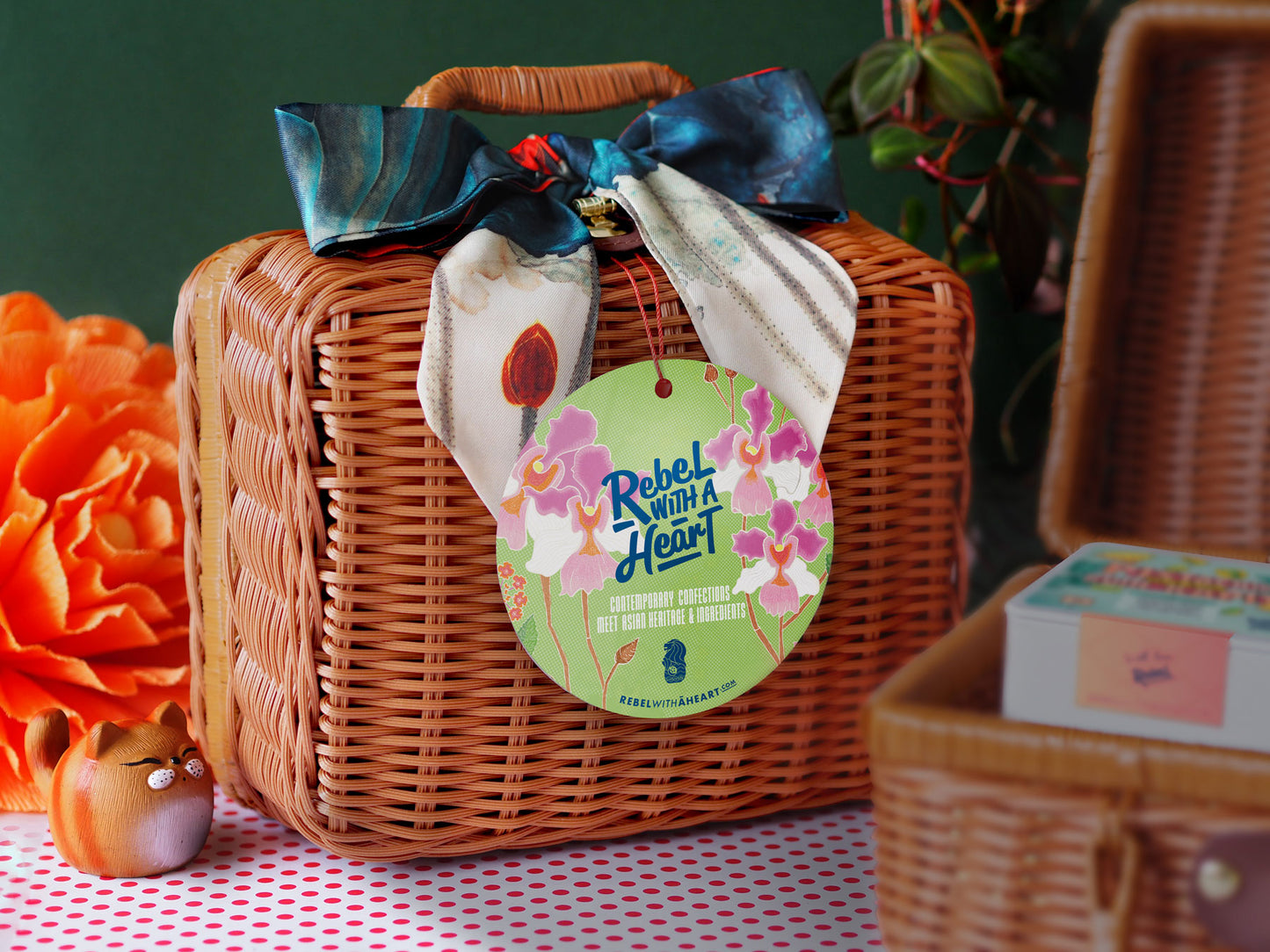 Petite Twin Set: Pistachio Kuih Kapit + Rose Dian Hong